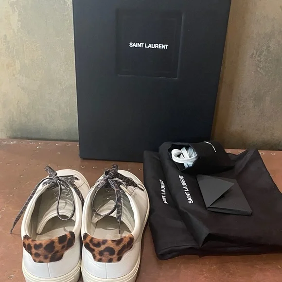 Saint Laurent Andy Low Top White Sneakers - Picture 7 of 8